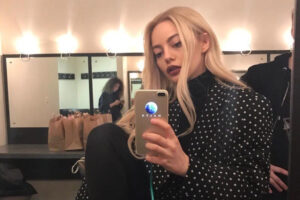 Экс-солистка SEREBRO удивила подписчиков архивным фото