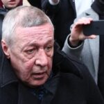 «Коля взялся за ум»: Ефремов будет работать с сыном в одном театре