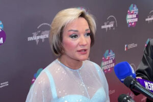 Певица Буланова сообщила о смерти близкого человека