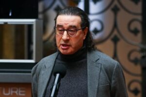 В Электротеатре Станиславский раскрыли, где похоронят Бориса Юхананова