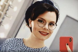 Жена Петросяна выставила фото в купальнике