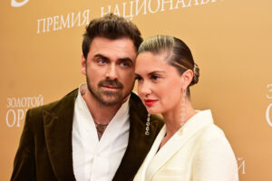 «Я теперь Дранга»: беременная Муцениеце сменила фамилию