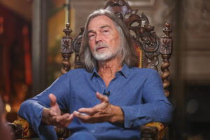 Никас Сафронов высказался о пластике звезд