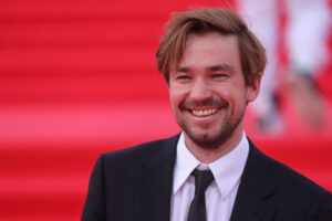 Новое амплуа, личная жизнь, отцовство: как живет актер Александр Петров