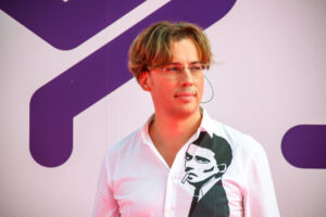 Судебные приставы закрыли дело Галкина по налогам