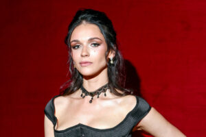 Звезда эротической драмы «Чистые» показала фото в бикини на отдыхе