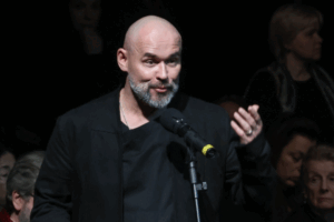 Биография, личная жизнь, лучшие роли: Максиму Аверину — 50