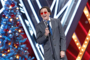 Бузова, Батрутдинов, Лепс: кого из звезд покажут в новогоднюю ночь по ТВ