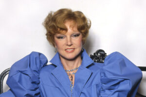 Хирург раскрыл, почему Гурченко не стали бы делать пластику в 90 лет