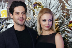 Измена или кризис пяти лет? Почему Богатырев подал на развод с Арнтгольц