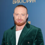 Известного певца признали отцом внебрачного ребенка