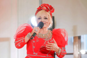 Музкритик рассказал, какие новые лица могут появиться на «Голубом огоньке»