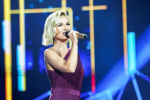 Особняк за 500 млн, бойфренд-целитель, гонорары: как живет Полина Гагарина