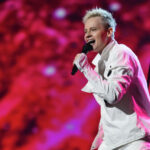 SHAMAN сохранил интригу вокруг новой песни для Мизулиной