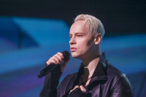 SHAMAN заявил о новой песне с известным саксофонистом