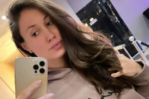 Товстик не теряет надежды отбить мужа у экс-подруги Дибровой