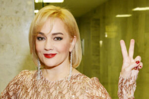 «Должна остаться покупателю»: Буланова высказала мнение о «деле Долиной»