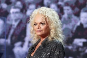 «Максимум выпустить спектакль «Ведьма»: продюсер предрек будущее Долиной