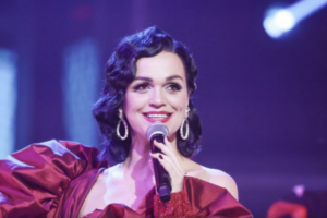 Певица Слава пришла в ужас от откровений Долиной и «плюнула» на нее