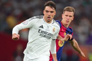 Финал Суперкубка Испании «Барселона» — «Реал»: где смотреть «эль класико», на каком канале