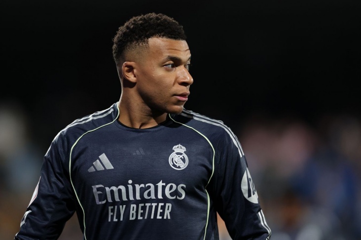 Тренер «Реала» Алонсо оценил игру Мбаппе после поражения в матче с «Барселоной»