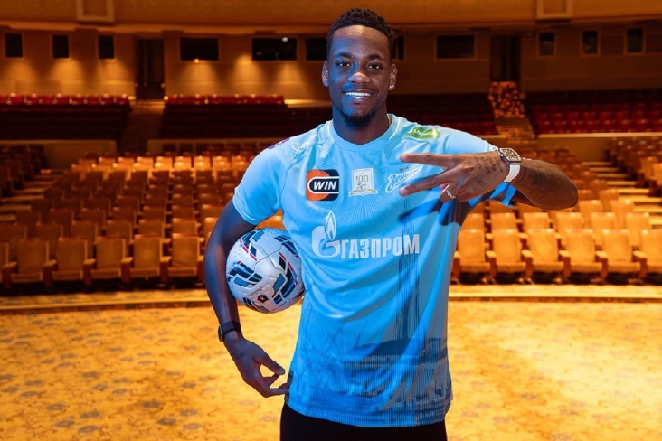 «Один из лучших форвардов поколения». Гасилин высказался об аренде Дурана, упомянув Семака