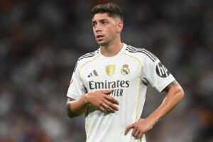 Вальверде объяснил, почему пнул ящик со льдом после замены в матче с «Реалом Сосьедад»