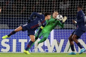 Статистика Сафонова в матче ЛЧ «Челси» — «ПСЖ». Матвей сыграл «на ноль»