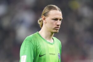 «Трудно возложить на него ответственность». L’Équipe — об игре Сафонова в матче с «Монако»