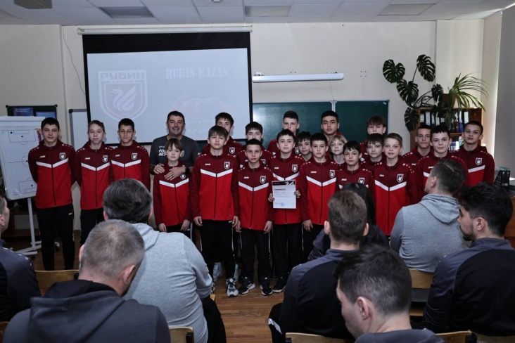 Франк Артига встретился с воспитанниками и тренерами академии «Рубина»