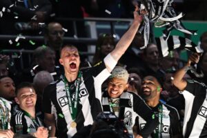 «Ньюкасл Юнайтед» предоставил гарантии главному тренеру Эдди Хау — BBC