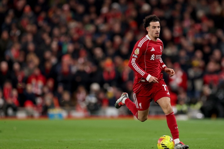 Полузащитник «Ливерпуля» может усилить состав «Астон Виллы» — TEAMtalk