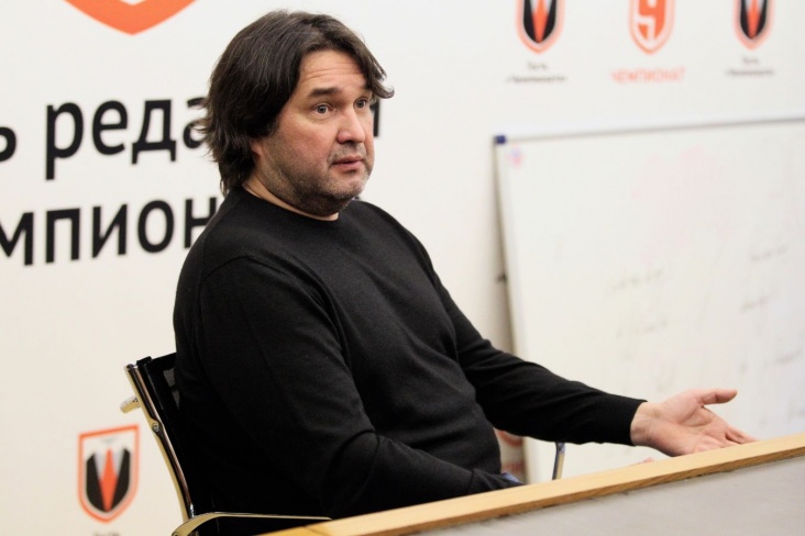 Футболисты махачкалинского «Динамо» поедут на матч с «Ахматом» на автобусе