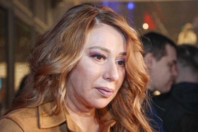 Алена Апина