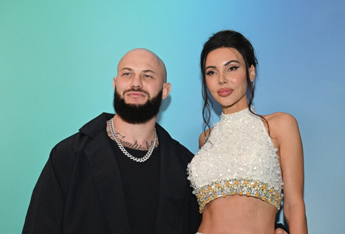 Джиган (Денис Устименко-Вайнштейн) с женой Оксаной Самойловой