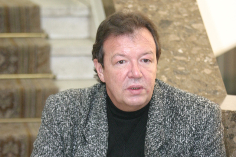 Владимир Новиков