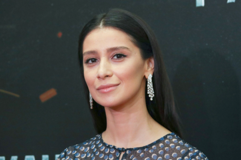 Актриса Равшана Куркова