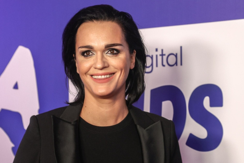 Певица Слава (Анастасия Сланевская)