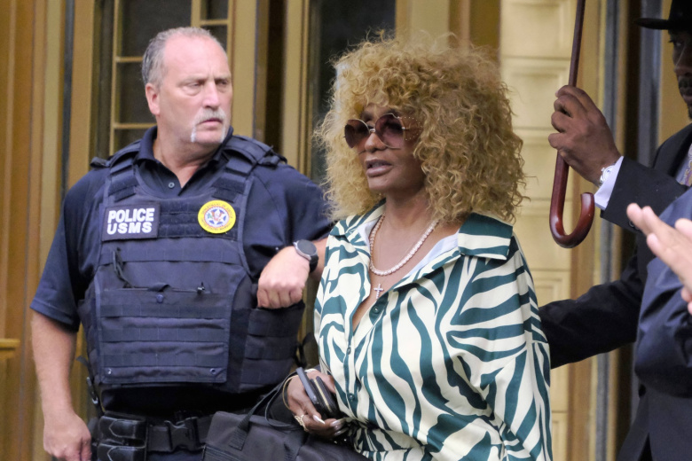 Дженис Комбс