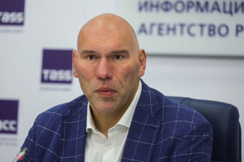 Николай Валуев