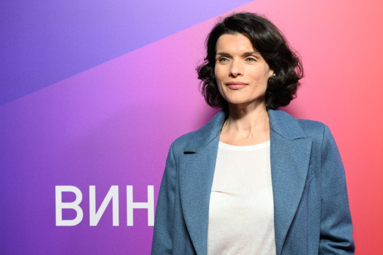 Анна Азарова